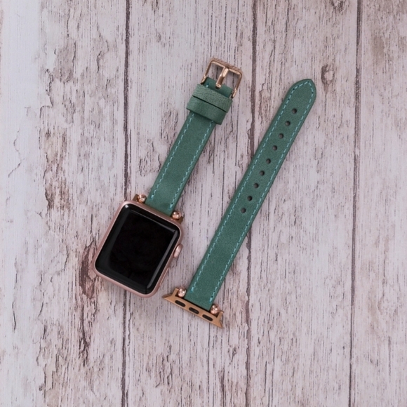 Green Premium Leather Apple Watch Band - Picture 2 of 8